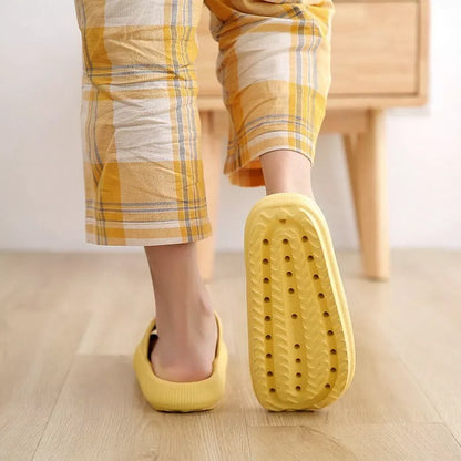 JUMPY SLIDERS in yellow